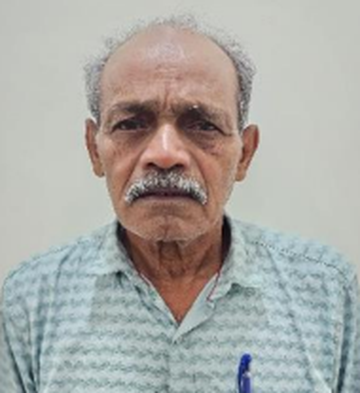 मल्ला राजी रेड्डी उर्फ ​​​​संग्राम, सीपीआई (माओवादी) केंद्रीय समिति के सदस्य (सीसीएम), तेलंगाना पुलिस के सामने आत्मसमर्पण करने वाले शीर्ष माओवादियों में से एक थे।